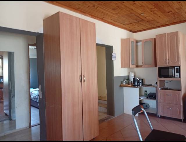 4 BEDROOM HOUSE FOR SALE IN UITENHAGE CENTRAL